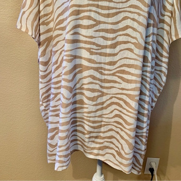 NWT Anne Klein Tunic Top XL Linen Blend White Tan Animal Print V-Neck - Picture 4 of 16
